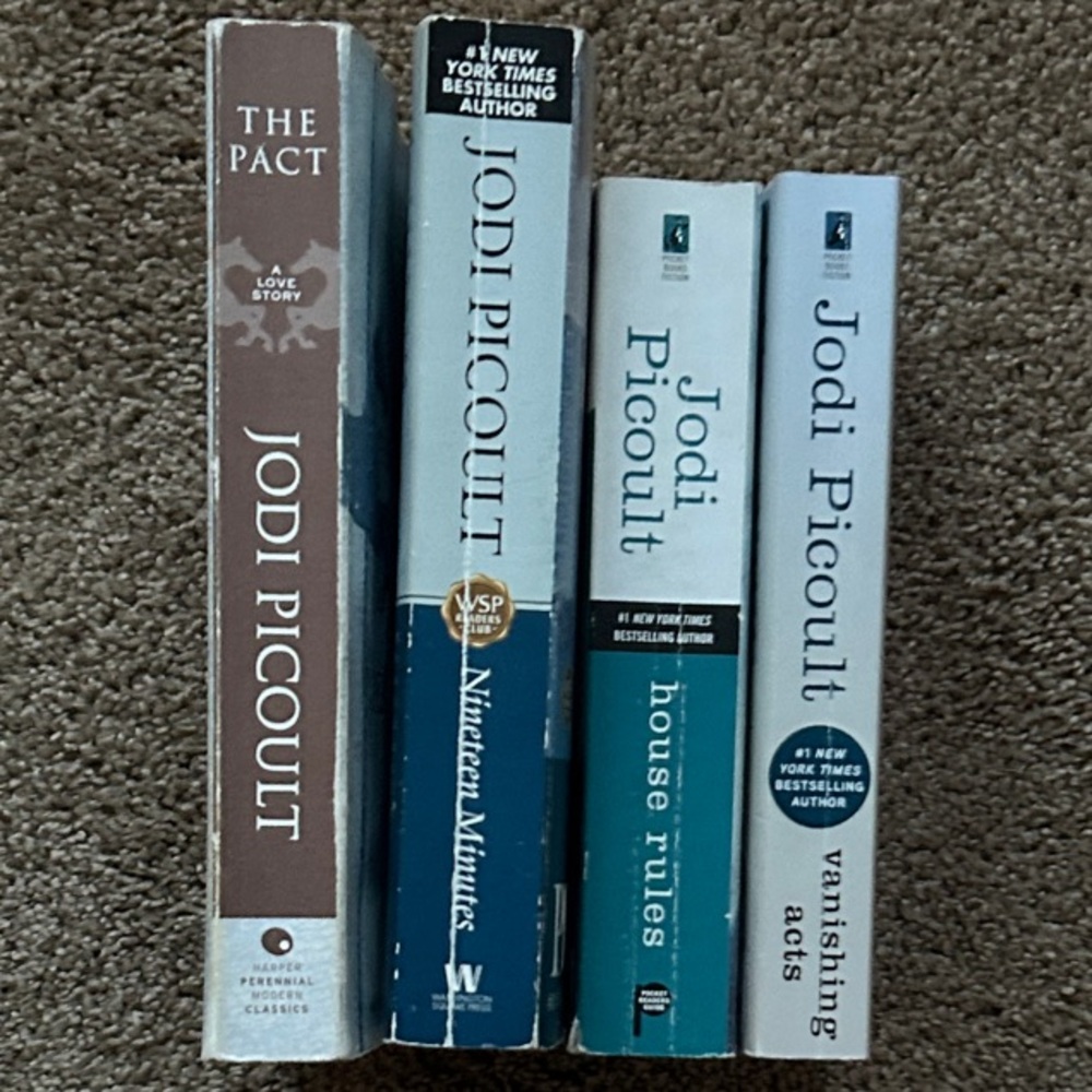 Jodi Picoult Book Collection